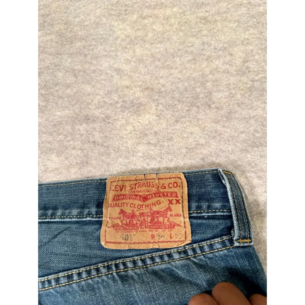 Vintage Levis 501 Original Straight Jeans Men 36x32 Blue Denim Cotton Button Fly